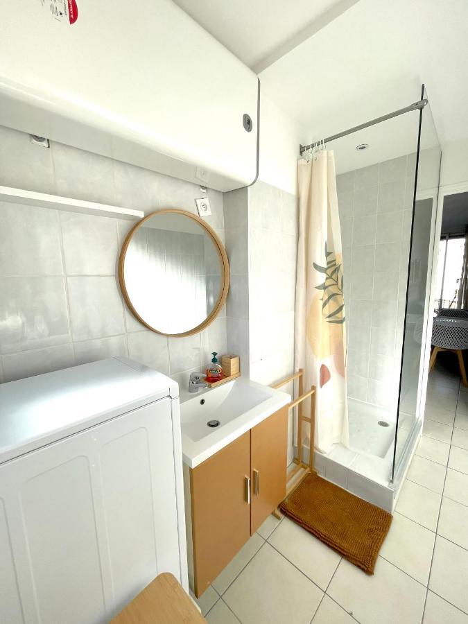 Appartement Cosy, Calme, Centre Ville Saint-Raphaël Exteriör bild