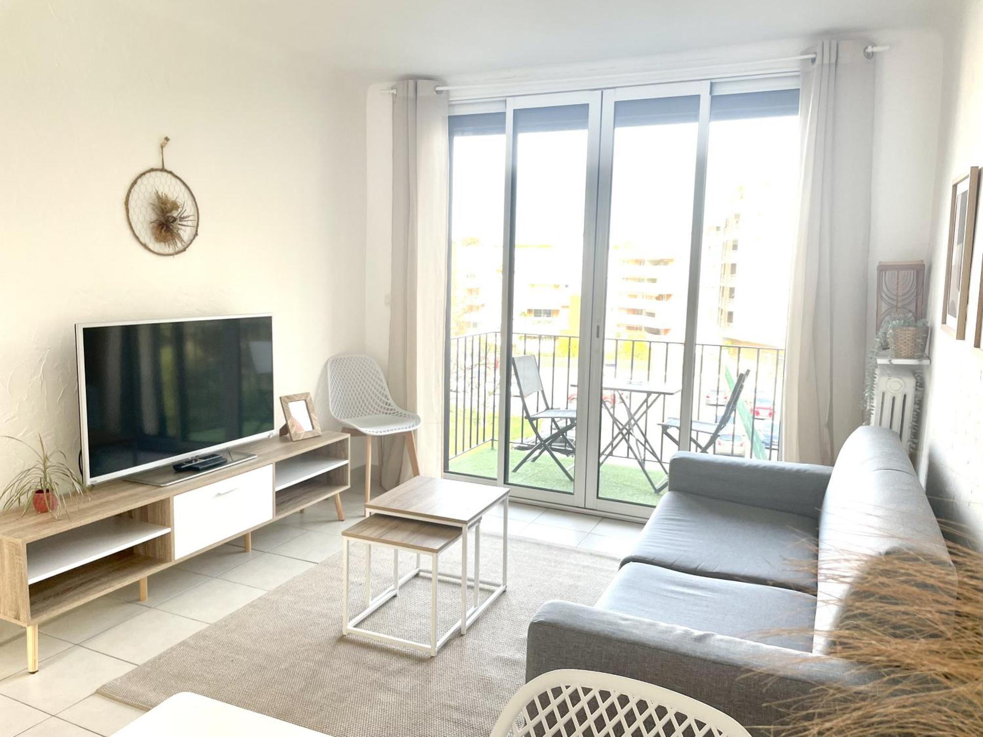 Appartement Cosy, Calme, Centre Ville Saint-Raphaël Exteriör bild